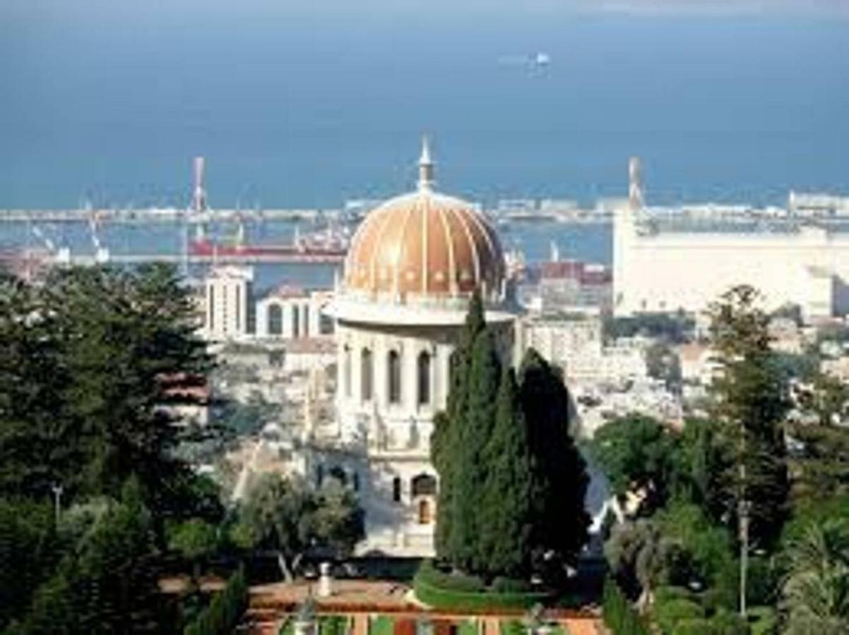 Pina Ba'Moshava Apartment Haifa Exterior photo